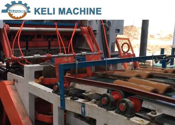 Die automatische Fliese, die Maschine PLC-Längen-Steuerung macht, drückte die Dachziegel, die Linie bilden